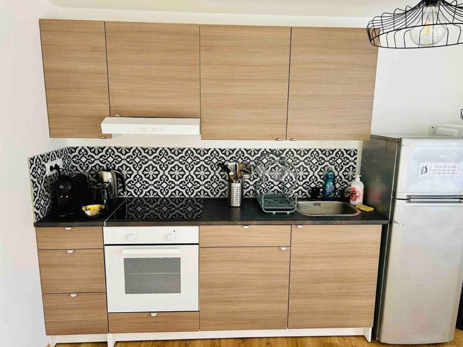 Magnifique Appartement Neuf 70M2 Lumineux Parking Cahors Kültér fotó