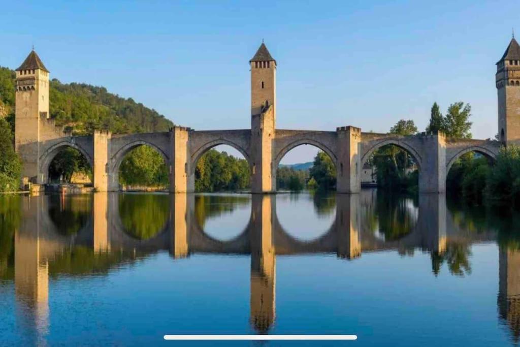 Magnifique Appartement Neuf 70M2 Lumineux Parking Cahors Kültér fotó